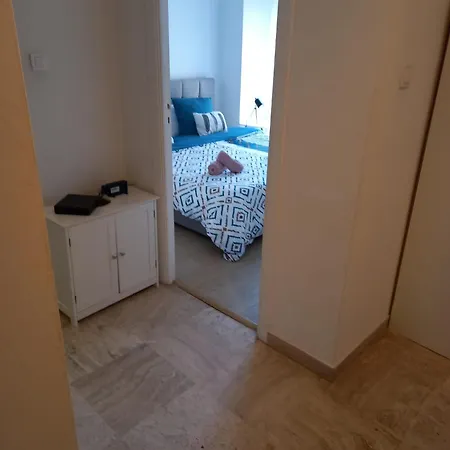 Apartamento ++++ Renovated Cosy 50m2 Sunny Flat / Balcony / Close To And To The Palais Des Festivals ++++ *