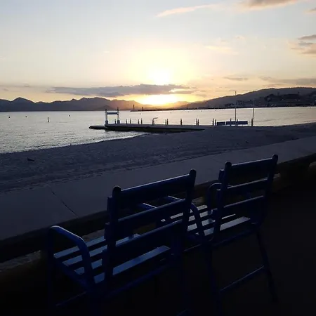 Apartamento ++++ Renovated Cosy 50m2 Sunny Flat / Balcony / Close To And To The Palais Des Festivals ++++ Cannes